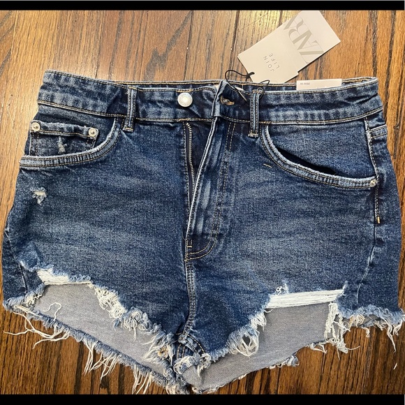 Zara Denim Cheeky/HI-RISE Shorts - Picture 1 of 6